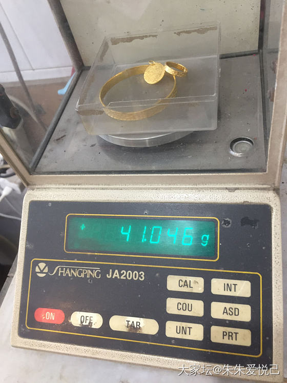 投票，三选一_手镯金