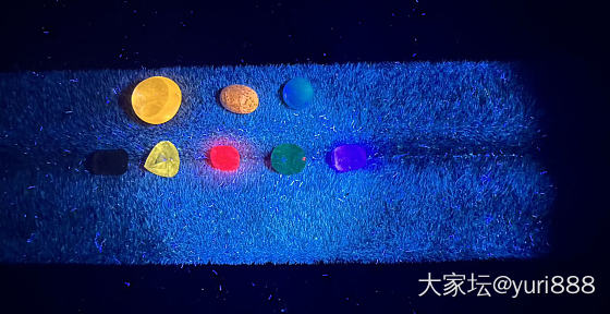 宝石的荧光_彩色宝石