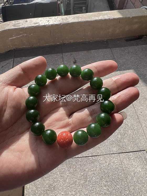 白玉和有色玉种你更喜欢哪个_和田玉