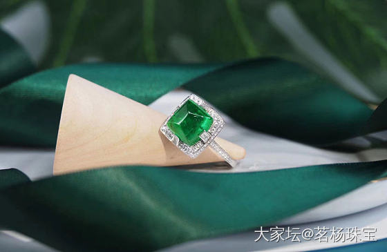 糖塔祖母绿戒指💍_首饰