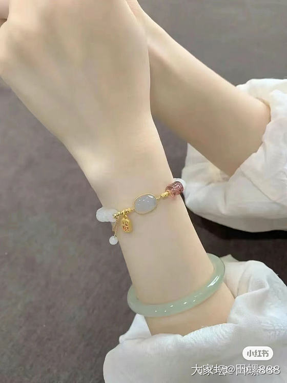 姐妹们这种叫什么样式呢？_手链