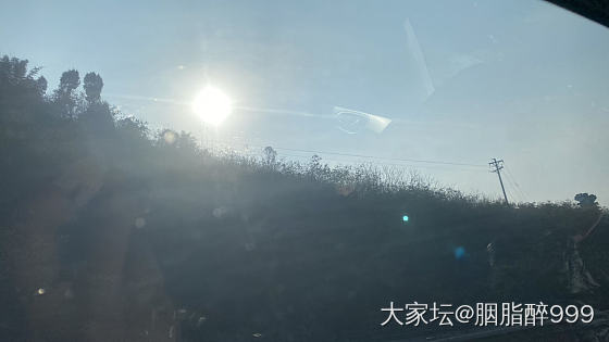 2024年迎着阳光，带上心爱的首饰，出发拉_翡翠