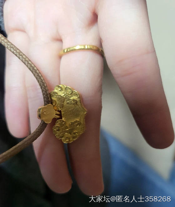 姐妹们，这个祥云锁，谁能告诉我在哪能买到，谢啦_金