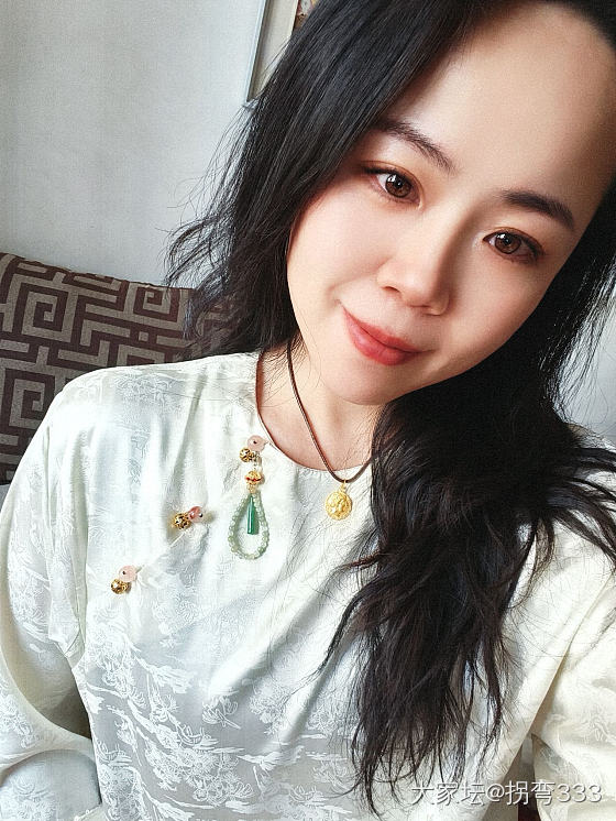 新中式扣子改南红冰飘珠子，做了一个翡翠小押襟儿~，解锁新技能~_挂饰手工diy翡翠