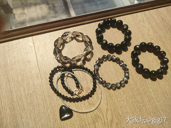 天气不错，晒晒石头_水晶
