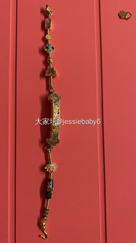 如意烧蓝半镯 买了很久了 一直未戴 金价已涨疯_金