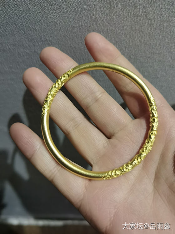 周大福卷草纹，火的一踏糊涂，店里现货直接拿下_金