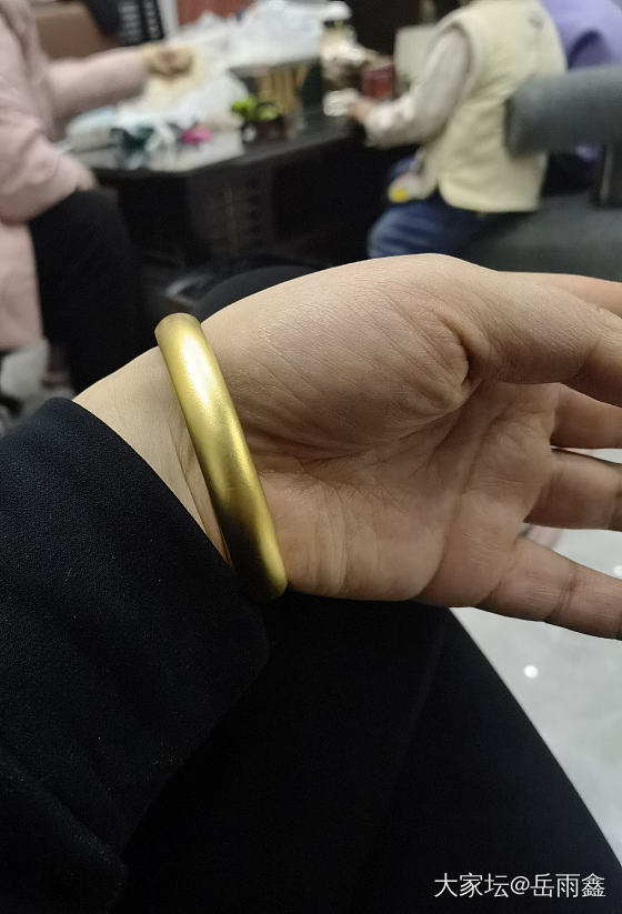 老凤祥家的泥鳅背，565入，工费5180，经典款，就是高价入，准备带一辈子，哈哈