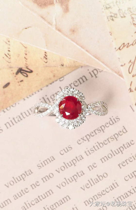甜美红宝石戒指💍～_名贵宝石