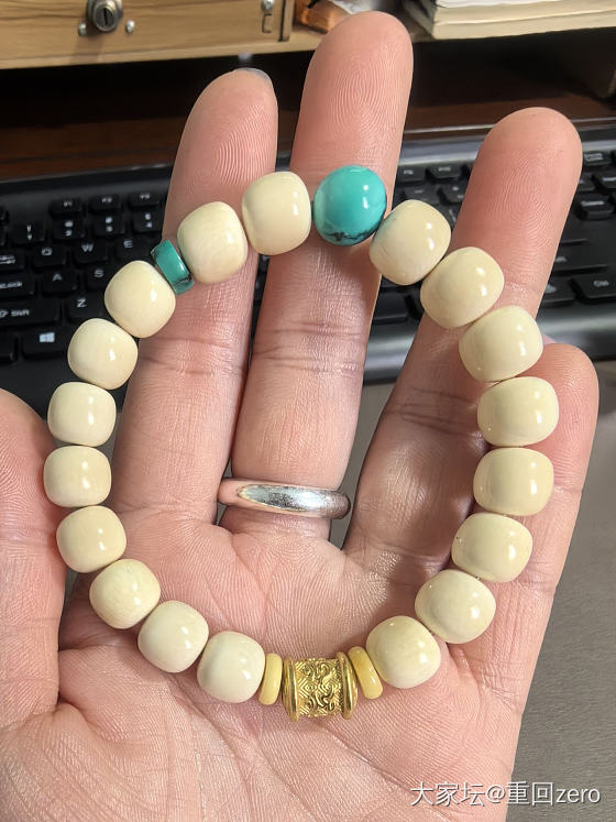 颜色的变化_珠串猛犸象牙