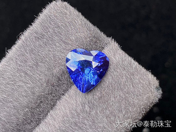 5.06ct 斯里兰卡无烧皇家蓝_名贵宝石