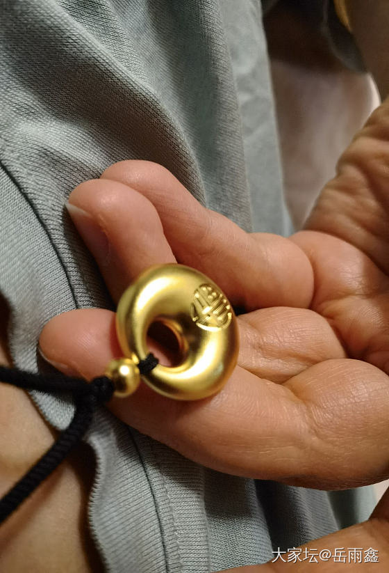 抢到现货一个，实物可爱，喜欢，昨天发货，今天收到_金
