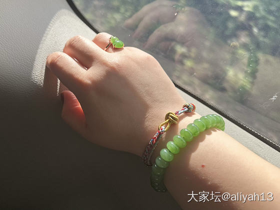 腕间一抹绿，爱不爱？_碧玉和田玉