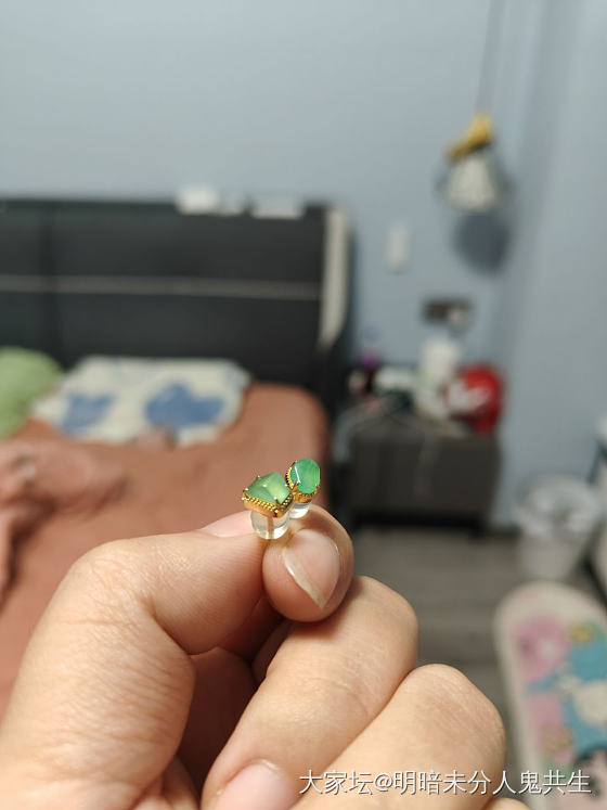 可可爱爱_耳饰翡翠