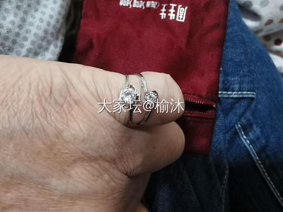 姐妹们，能分辨出真钻假钻吗_钻石
