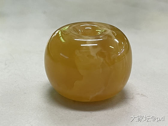 奶糖珠子_蜜蜡