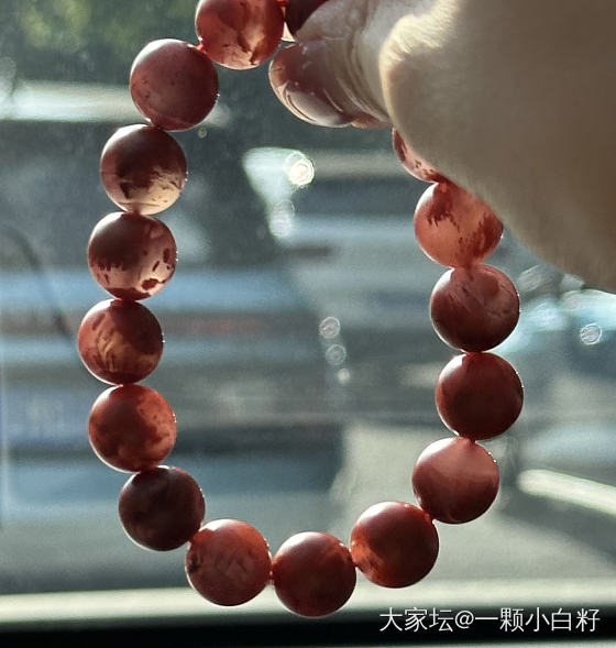 给朋友回赠什么价位的礼物合适呢？_南红
