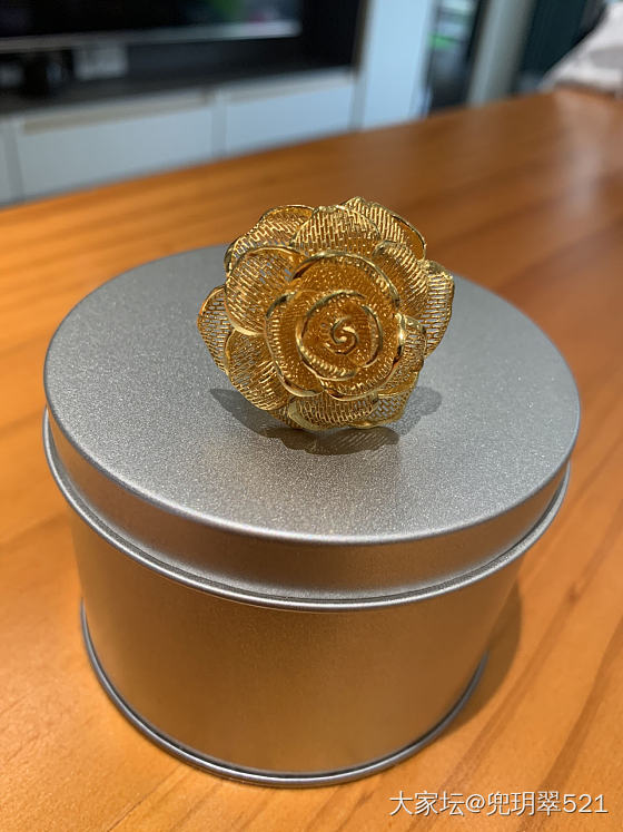 周大福花花戒指_戒指金