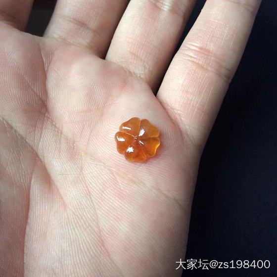 橙色翡翠小花朵裸石_翡翠