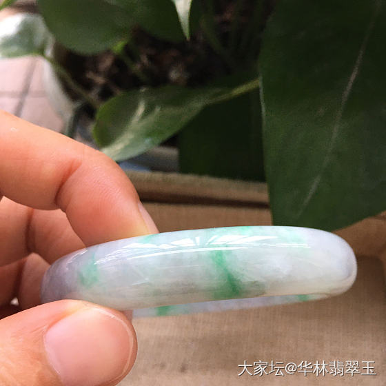 白底青阳绿正圈56MM_翡翠