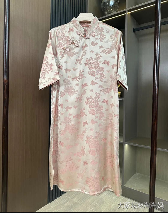 粉色娇嫩，我如今几岁？_穿搭