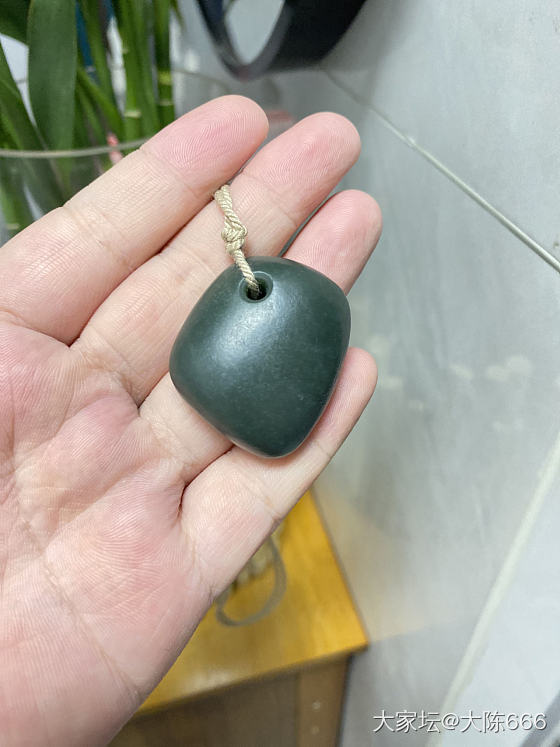熬夜磨个小石头_和田玉