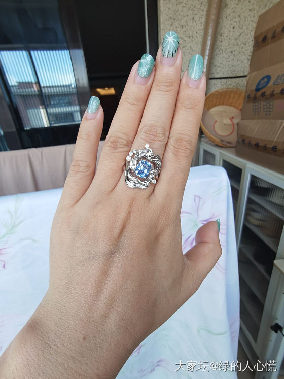 液态金属的潮汐海浪_戒指彩色宝石