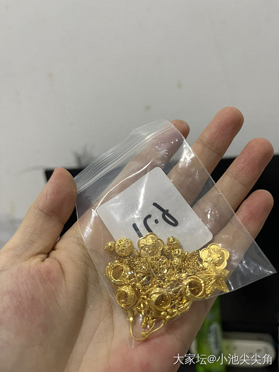 姐妹们，这些羊毛有出闲置的必要吗_金
