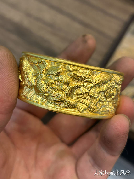 满雕牡丹_金