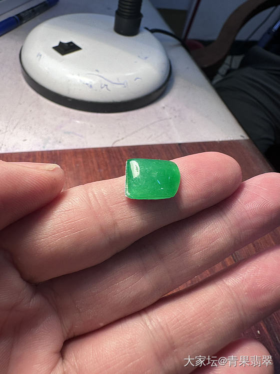天然缅甸A货冰阳绿满色翡翠 绿色翡翠蛋面材料_翡翠