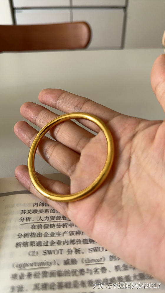 想升级，但是觉得升级绝对不会带，纠结，先赞金条吧_金