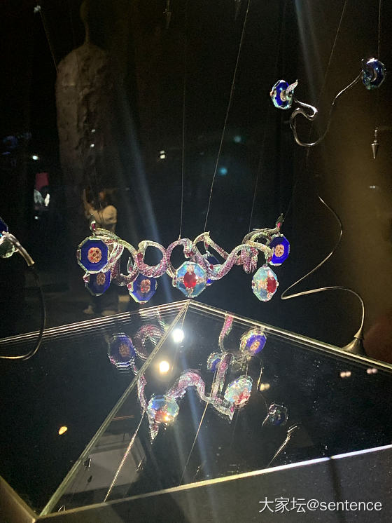 逛上博东馆的特展_名贵宝石钻石翡翠