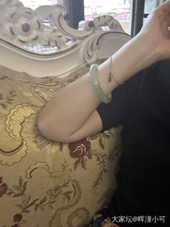 为数不多的种水镯叽_手镯翡翠
