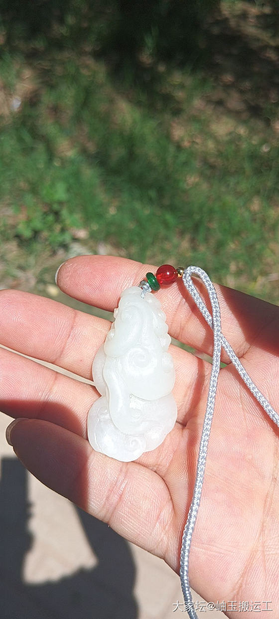 这于田料和田玉20克左右，值多少钱？_和田玉