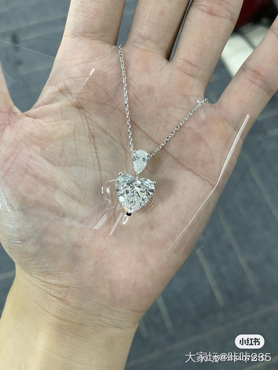 钻石开团 给大家推荐一个款式_吊坠异形钻