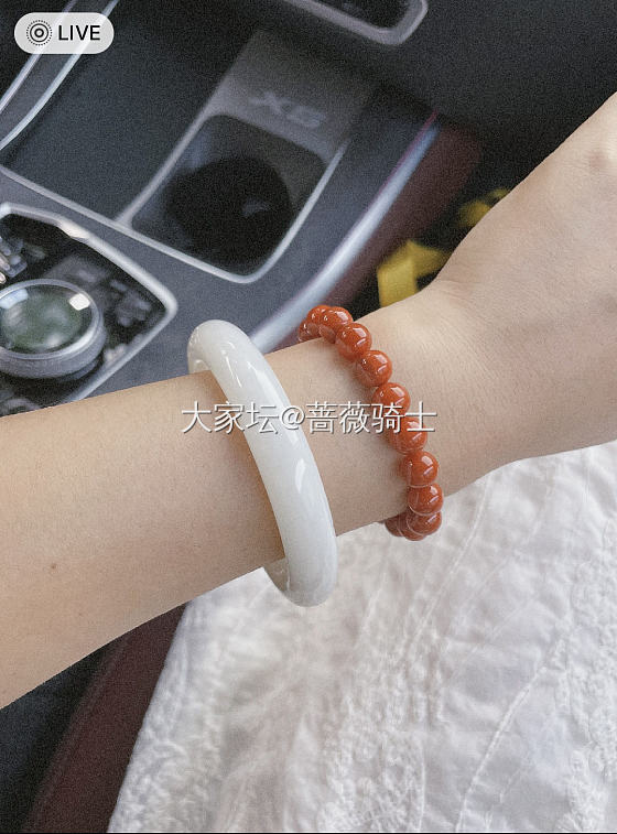 南红配和田玉_南红和田玉