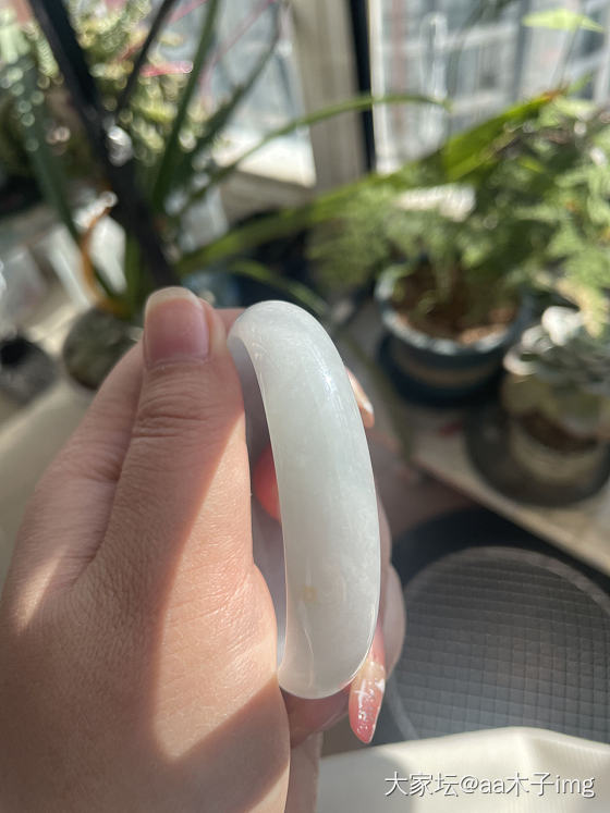 帮忙看看这手镯值不值得留_手镯翡翠