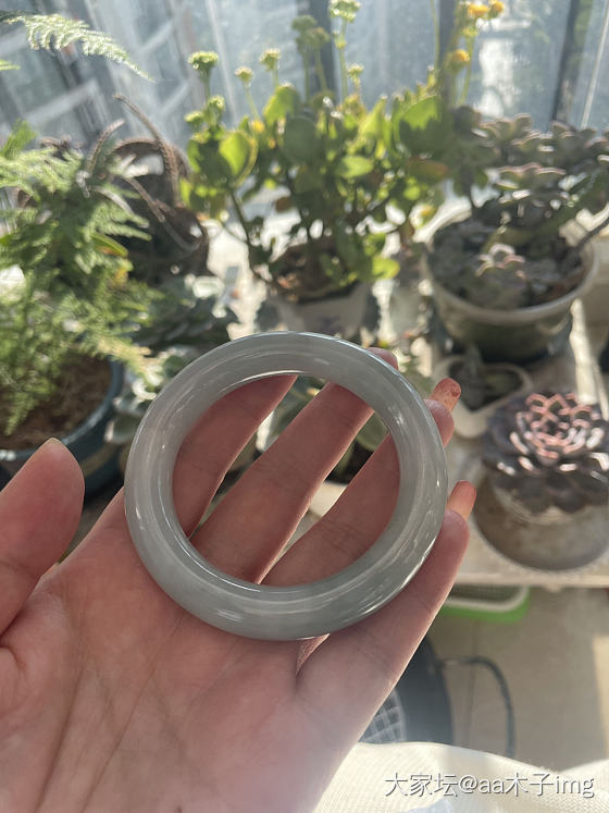 帮忙看看这手镯值不值得留_手镯翡翠