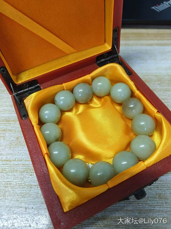 岫玉手串_岫岩玉