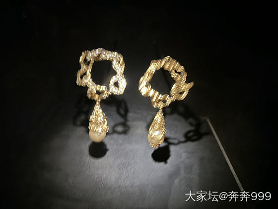 迪奥 倾世之金 展览_博物馆