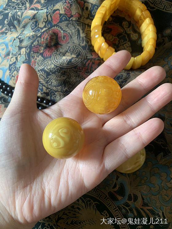 响应号召，都是老演员_琥珀蜜蜡