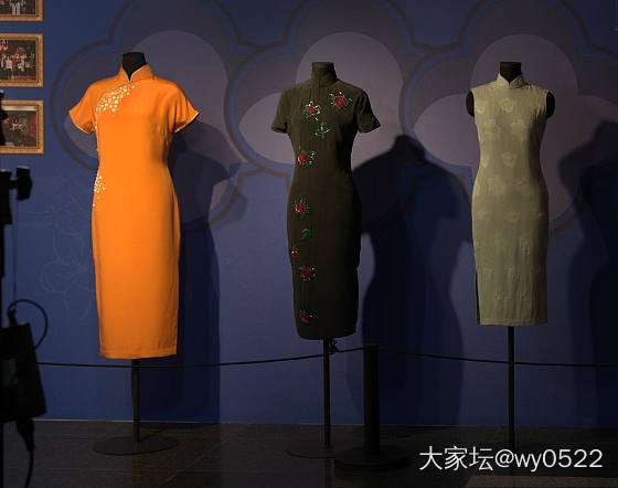 沪港名媛旗袍展_穿搭