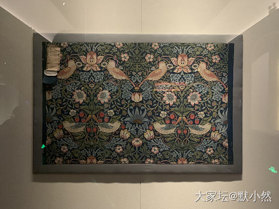 威廉.莫里斯工艺美术展_博物馆