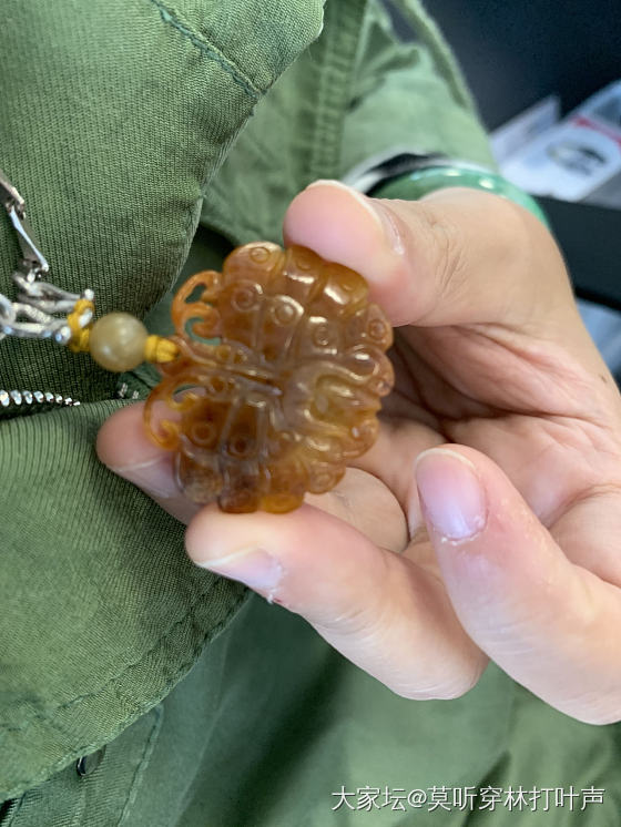 绝美皮色_和田玉