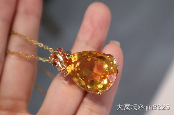 18k金镶嵌黄水晶吊坠，主石:29.5ct_金