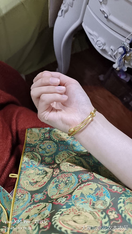 640的克价发货迅速，运送缓慢。_手镯金