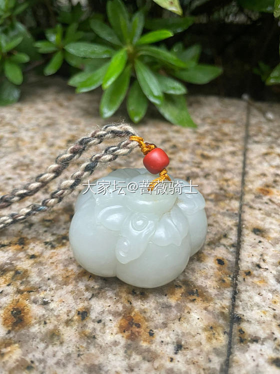 柿子全家福，以及最大的籽料柿子_把玩件和田玉