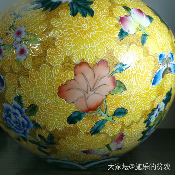 乾隆年制瓷器二件比对_收藏