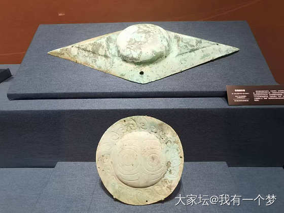 盘龙城遗址博物院-商翼四极特展_博物馆旅游