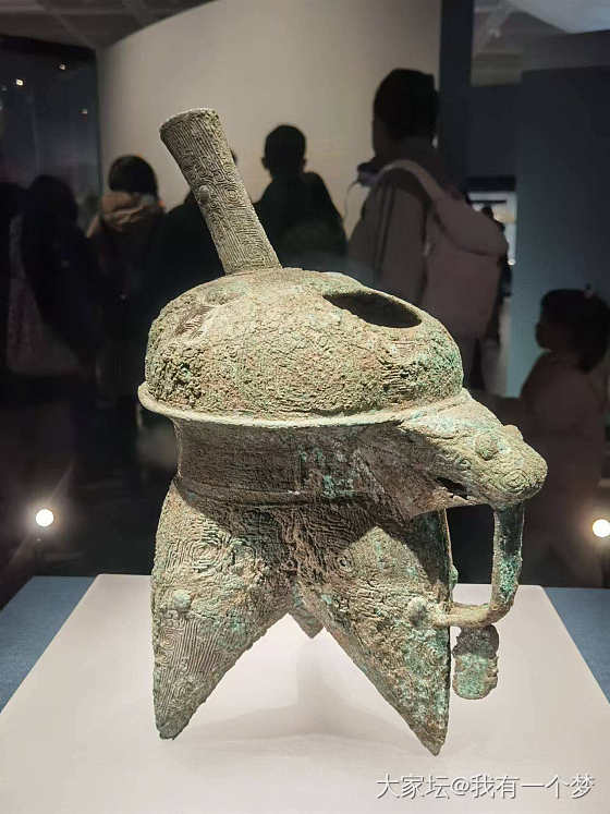 盘龙城遗址博物院-商翼四极特展_博物馆旅游
